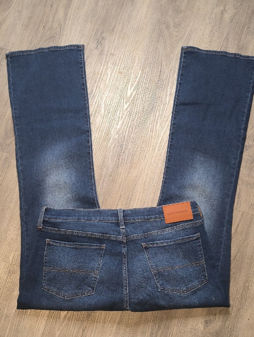 Mid Rise Boot w/32.5" Inseam Lucky Brand Women's Size 14 Jeans - Picture 7 of 7